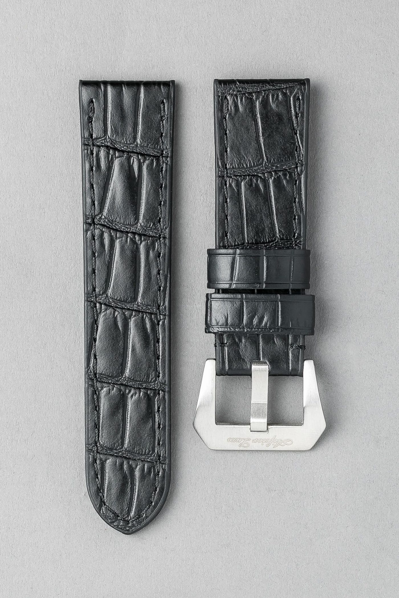 OPBC 壓鱷魚紋平身牛皮錶帶 - 黑色（適用 Panerai 沛納海錶款）